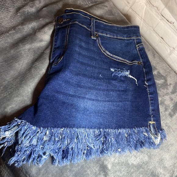 Jeans Denim shorts size XL New - Picture 2 of 15